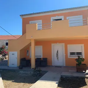  Apartment Petra Croatia
